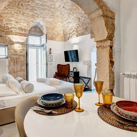 Alcova 800 In Pietra - Centro Nyaraló *